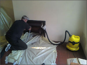 Our chimney cleaning equipment ensures that your chimney and the surrounding area are free of soot.